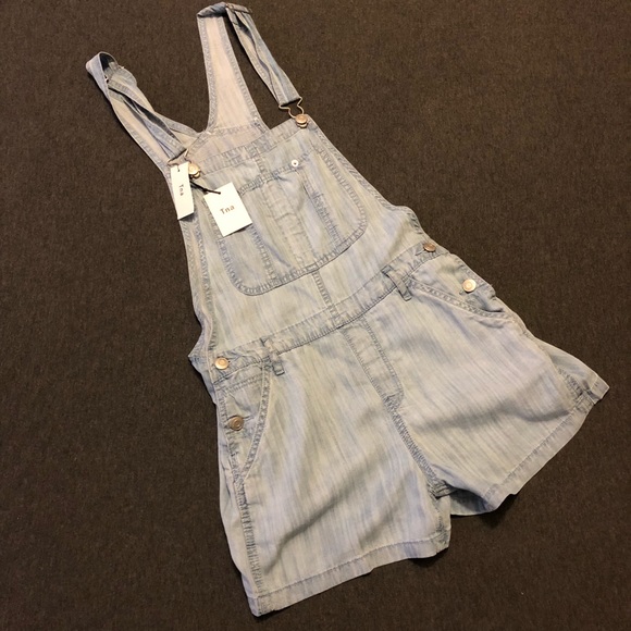 Aritzia Tna Senryu Romper in Medium Light Wash - Picture 2 of 5